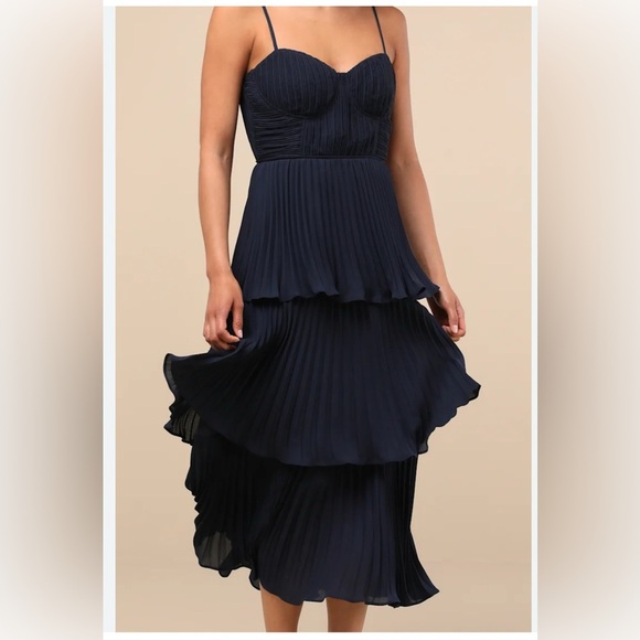 NWT Lulus Cascading Crush Black Tiered Bustier Midi Dress Large - Picture 6 of 15